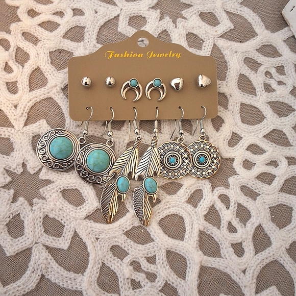 NEW Silver & Turquoise Earrings Set - Picture 4 of 4